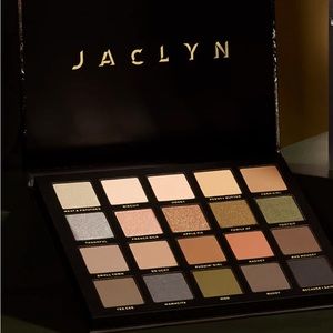 Jaclyn Cosmetics Eyeshadow Palette Luxe Legacy
